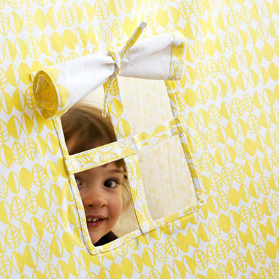THE KIDS' TENT - YELLOW LEAVES
